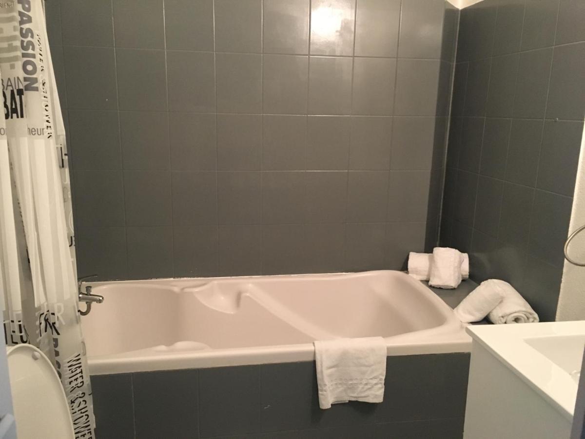 Hotel La Cle Saint-André-de-Sangonis エクステリア 写真