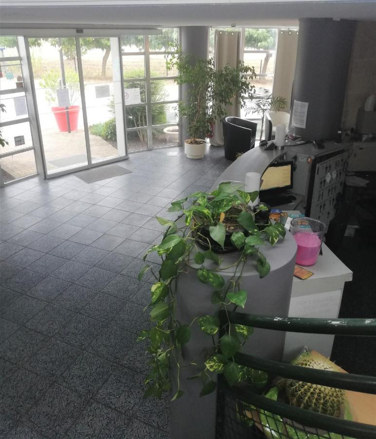 Hotel La Cle Saint-André-de-Sangonis エクステリア 写真