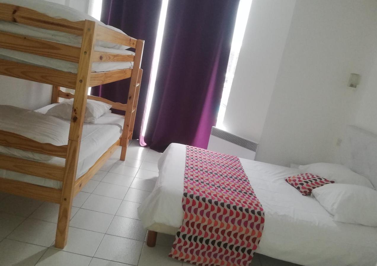 Hotel La Cle Saint-André-de-Sangonis エクステリア 写真