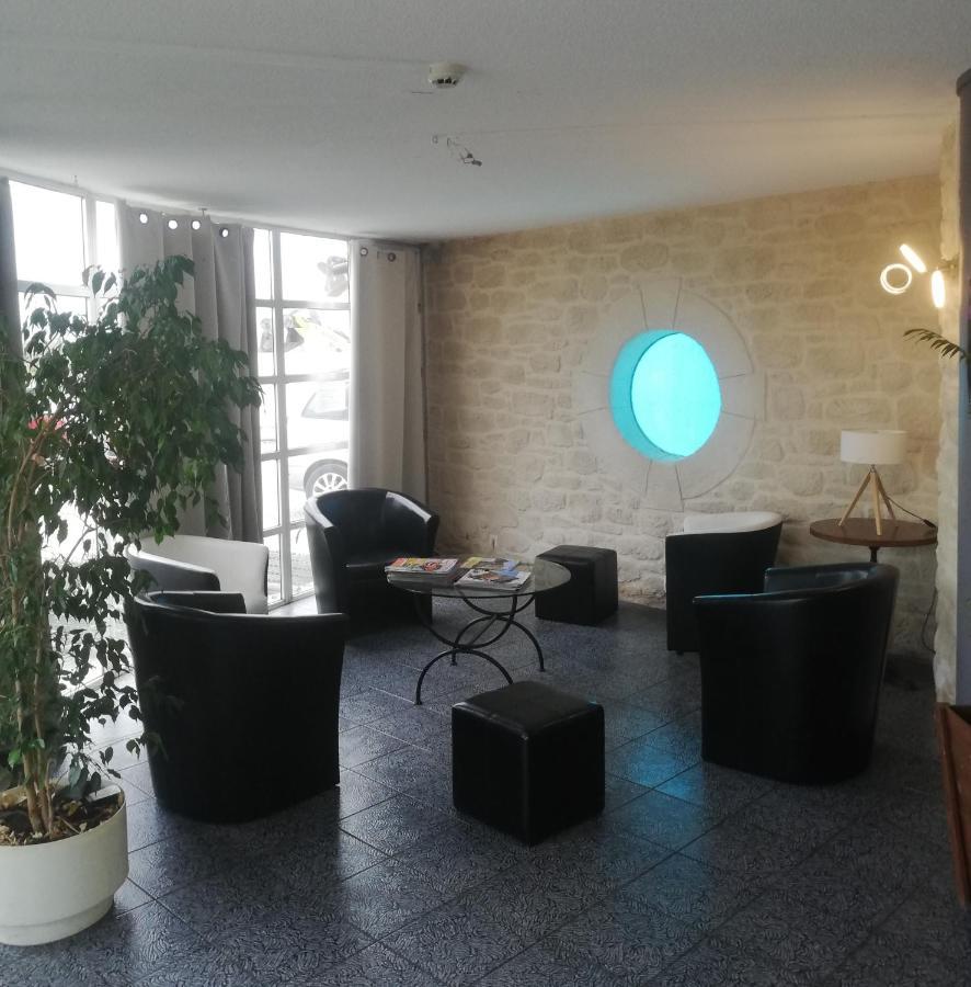Hotel La Cle Saint-André-de-Sangonis エクステリア 写真