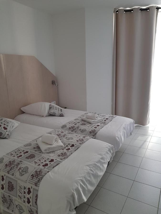 Hotel La Cle Saint-André-de-Sangonis エクステリア 写真